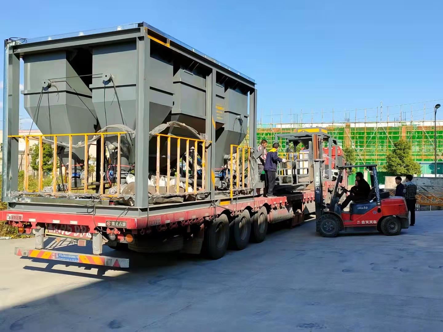 ��˾�ӱ����_�Ԅ�(d��ng)����bϵ�y�l(f��)؛�F��(ch��ng)